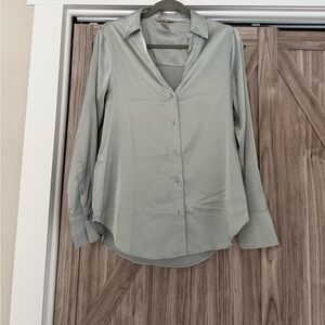 H&M satin button down blouse